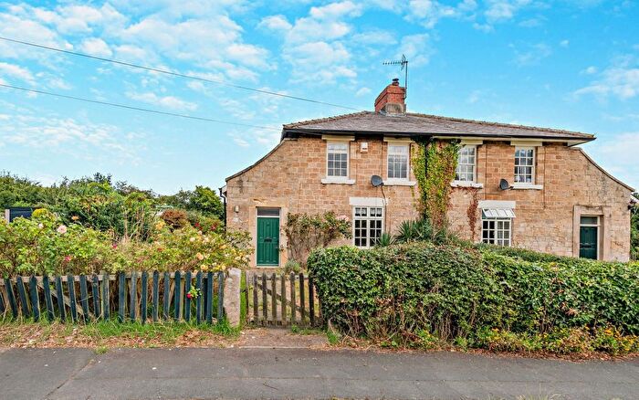 3 Bedroom Semi-Detached House For Sale In Pickburn Lane, Pickburn, Doncaster, DN5