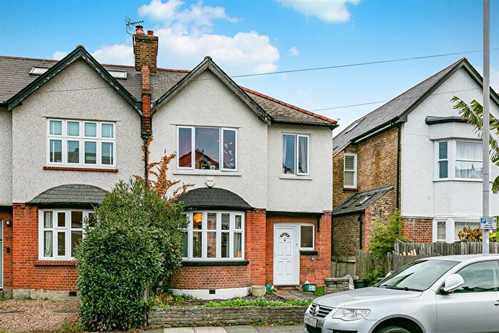 3 Bedroom Semi Detached House For Sale In Gloucester Road, Kingston Upon Thames, KT1