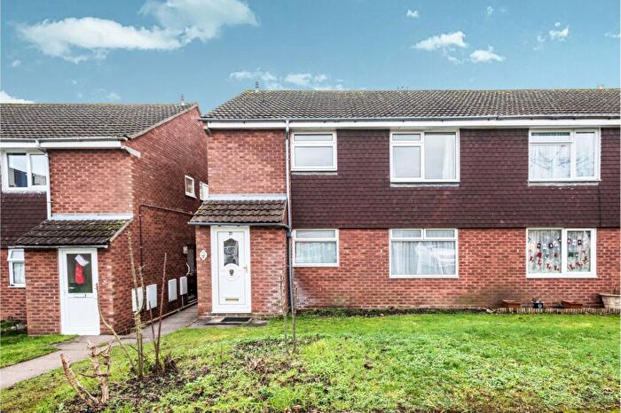 2 Bedroom Apartment To Rent In Eagles, Faringdon, SN7