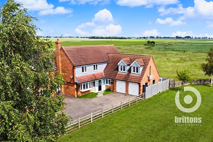 5 Bedroom Detached House For Sale In Exceptional Detached Home On Grebe Close, Sutton Bridge – Featuring Video Showcase, PE12