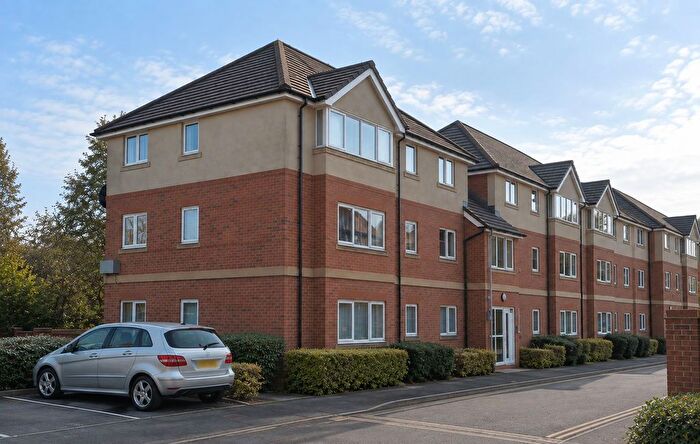 2 Bedroom Flat To Rent In Duchess Place, Chester, CH2