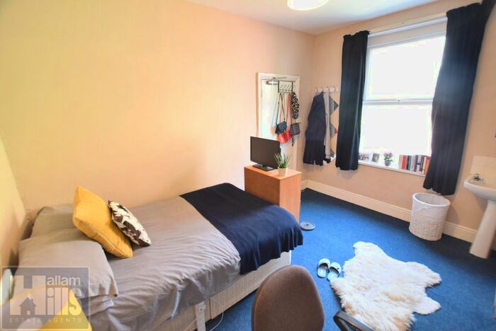 5 Bedroom Terraced House To Rent In Crookesmoor Road, Sheffield, South Yorkshire S10