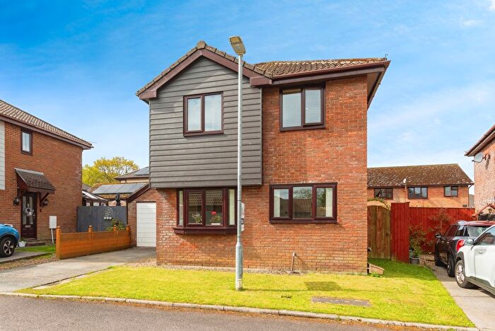 3 Bedroom Detached House For Sale In Parc Bryn Rhos, Glanamman, Ammanford, Carmarthenshire, SA18