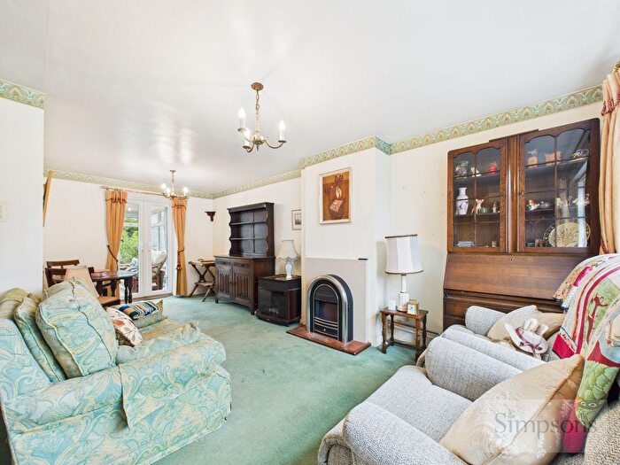 2 Bedroom End Of Terrace House For Sale In Wychwood Close, Witney, OX28