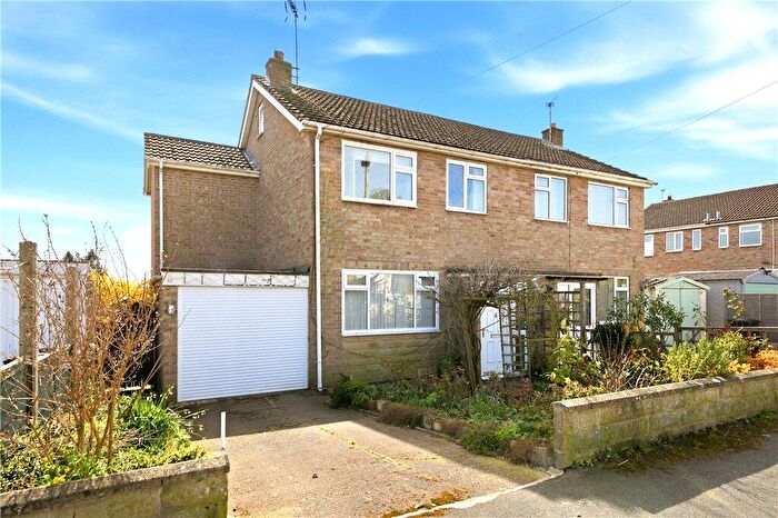 4 Bedroom Semi Detached House For Sale In Lark Hill Drive, Ripon, North Yorkshire, HG4