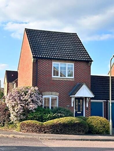 2 Bedroom Link Detached House To Rent In Longworth, Oxfordshire, OX13