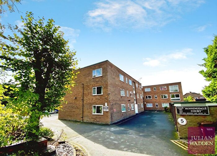 3 Bedroom Flat To Rent In Kensington Grove, Denton, Manchester, Greater Manchester, M34