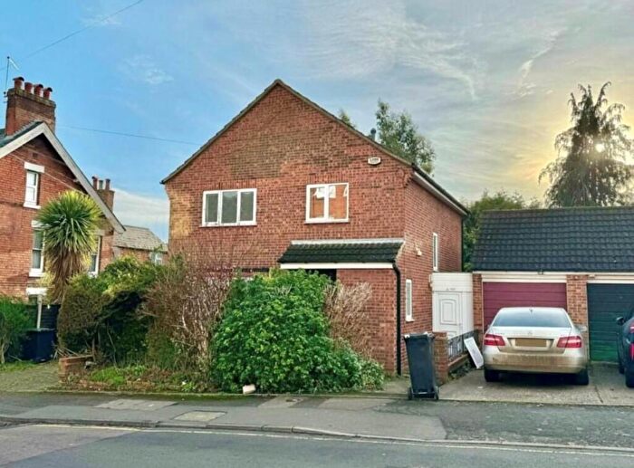 4 Bedroom Detached House To Rent In Fitzwilliam Street, Rushden, NN10