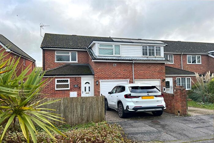 3 Bedroom Semi Detached House To Rent In Redwing Road, Clanfield, Waterlooville, PO8