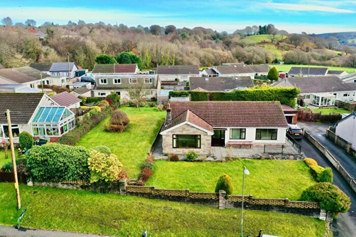 3 Bedroom Detached Bungalow For Sale In Pentwyn Road, Crumlin, NP11