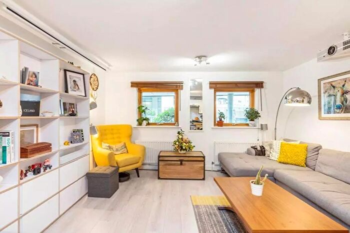 2 Bedroom Apartment To Rent In Stainsby Rd, London, E14