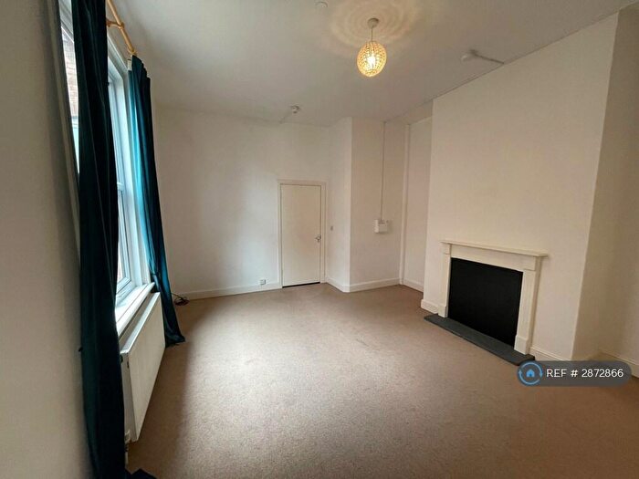 1 Bedroom Flat To Rent In Heath Terrace, Leamington Spa, CV32