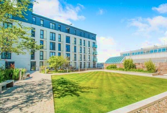 1 Bedroom Flat To Rent In The Hayes, Cardiff, CF10