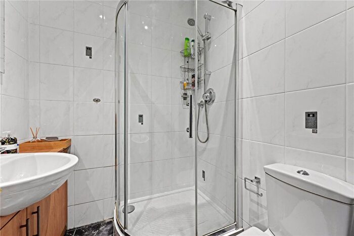 1 Bedroom Flat To Rent In Westbourne Grove, London, W11