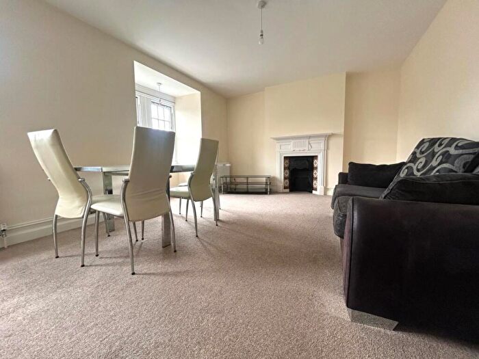 2 Bedroom Maisonette To Rent In Buckingham Road, Harrow, HA1