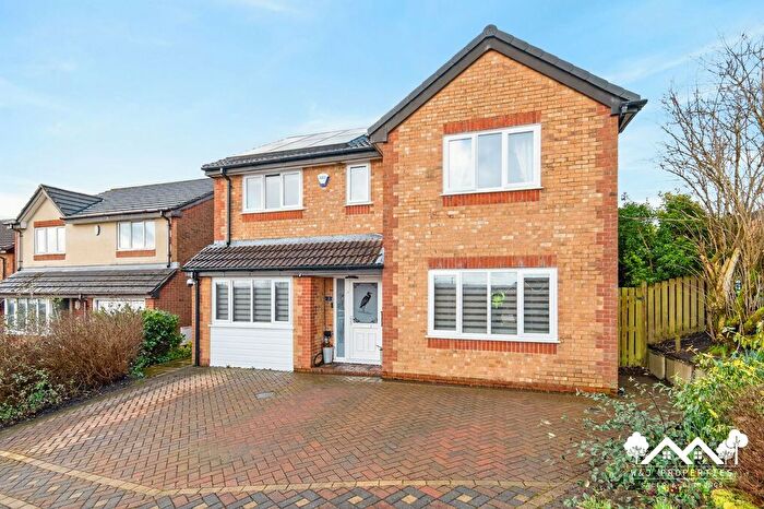 4 Bedroom Detached House For Sale In Dalglish Drive, Fernhurst, Blackburn, BB2