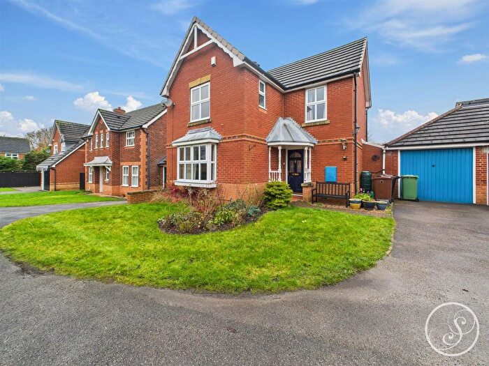 3 Bedroom Detached House For Sale In Yew Tree Lane, Leeds, LS15