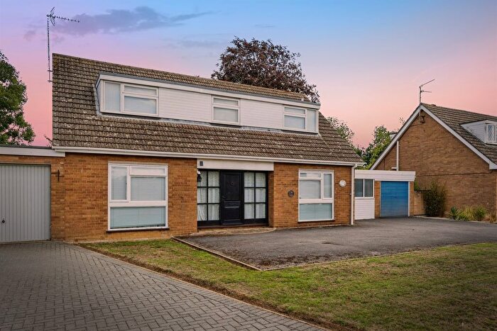 3 Bedroom Property For Sale In Cricketers Close, March, PE15