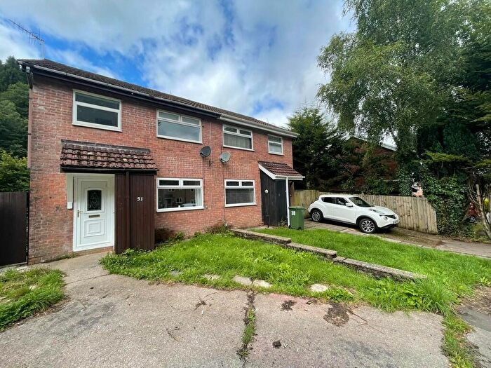 3 Bedroom Semi-Detached House To Rent In Dan-Y-Darren, Llanbradach, Caerphilly, CF83