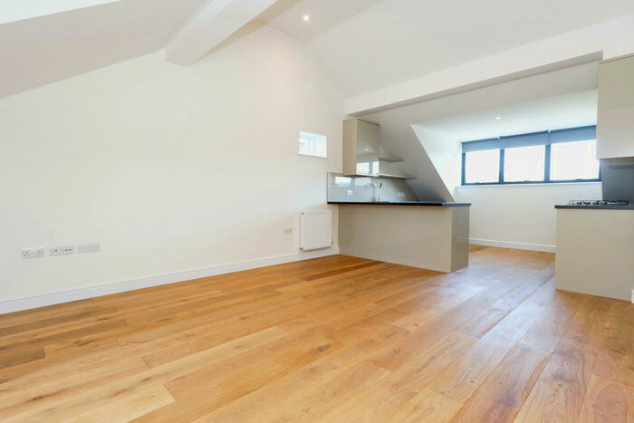 2 Bedroom Apartment To Rent In Barry Road, East Dulwich, SE22