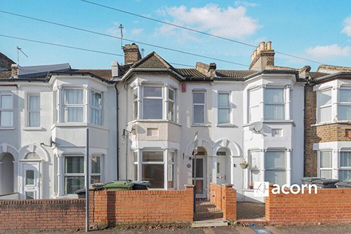 3 Bedroom Terraced House To Rent In Beresford Road, Gravesend, DA11