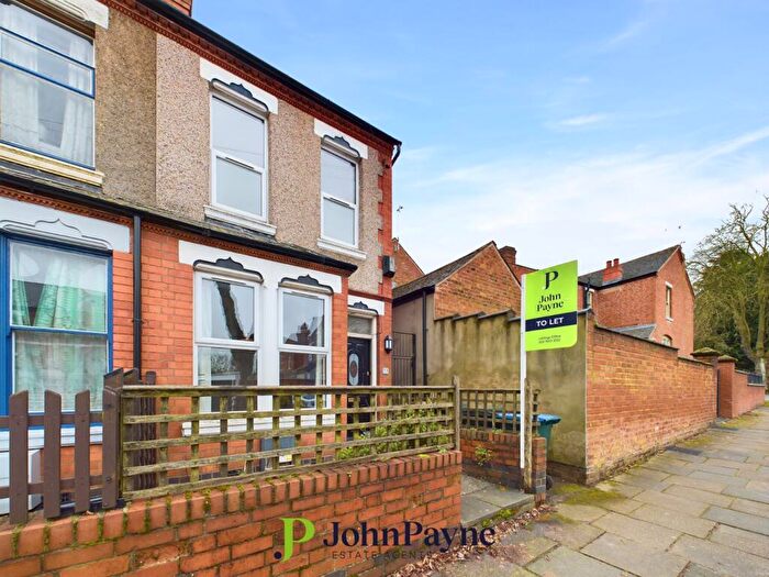 2 Bedroom End Of Terrace House To Rent In Mayfield Road, Coventry, West Midlands, CV5