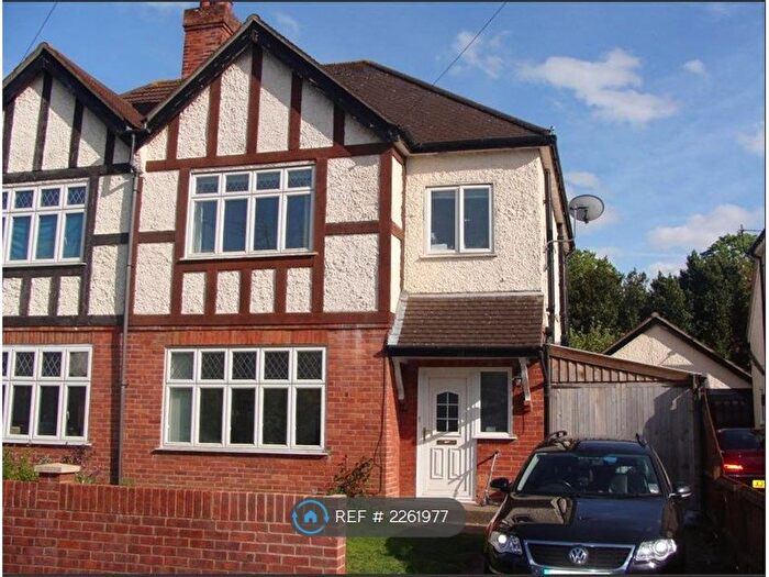 3 Bedroom Semi-Detached House To Rent In Westrow Gardens, Southampton, SO15