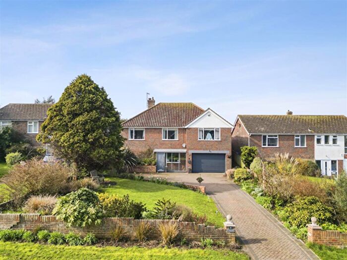 3 Bedroom Detached House For Sale In Lullington Close, Seaford, BN25