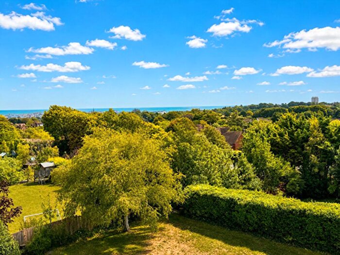3 Bedroom Apartment For Sale In Pashley Road, Eastbourne, East Sussex, BN20