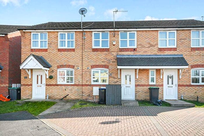 2 Bedroom Town House To Rent In Portland Heights, Huthwaite, NG17