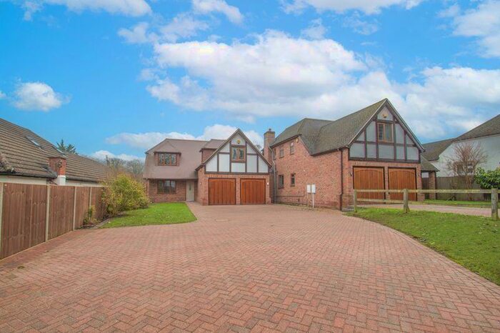 5 Bedroom Detached House To Rent In Gorsewood Road, Longfield, DA3