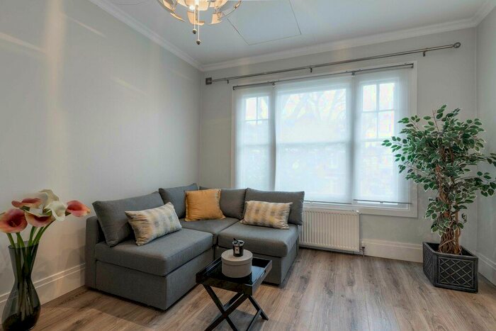 1 Bedroom Flat To Rent In Ryecroft Street, Fulham, SW6