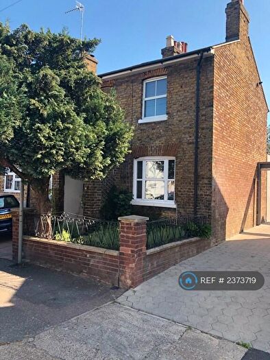 2 Bedroom Semi-Detached House To Rent In Railway Place, Hertford, SG13