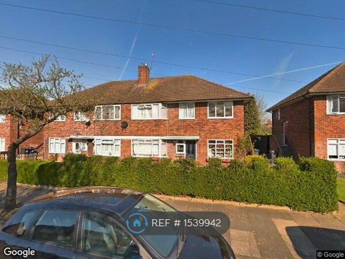 2 Bedroom Flat To Rent In Newbury Way, Northolt, UB5
