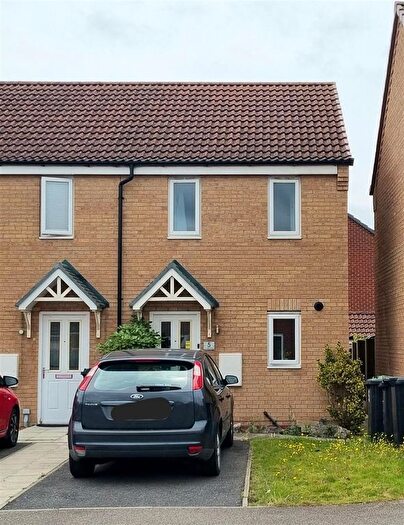 2 Bedroom Property To Rent In Crucible Close, North Hykeham, Lincoln, LN6
