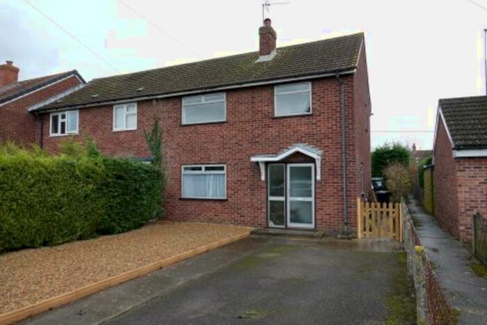 3 Bedroom End Of Terrace House For Sale In Ann Wicks Road, Frampton On Severn, GL2