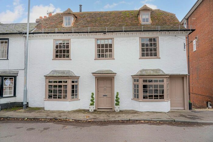 4 Bedroom Terraced House For Sale In The Street, Boughton-Under-Blean, ME13