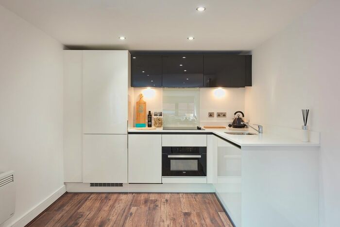 1 Bedroom Flat To Rent In Kettle Works, Pope Street, Birmingham, B1