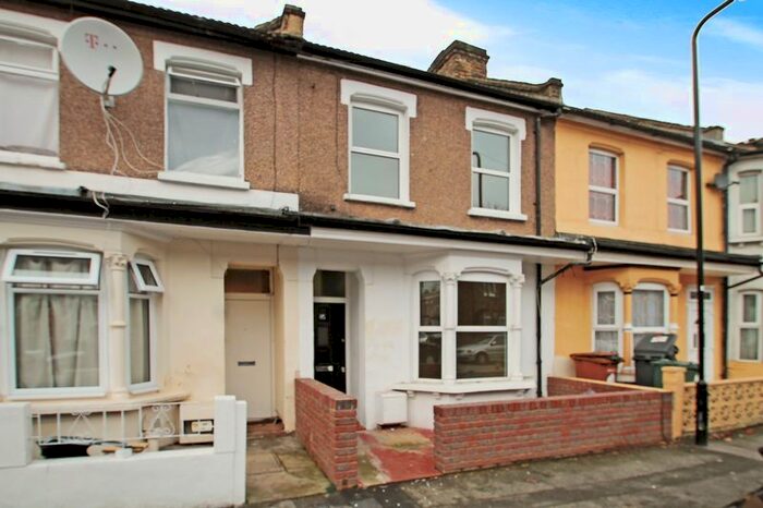 4 Bedroom Terraced House To Rent In Vansittart Road, London, E7
