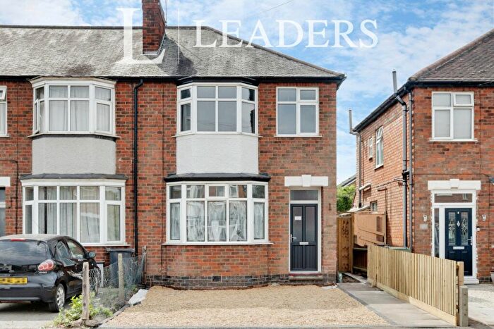 3 Bedroom Semi-Detached House To Rent In Woodlands Drive, Loughborough, LE11