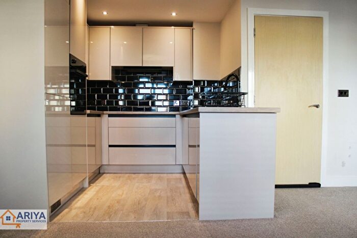 2 Bedroom Flat For Sale In Halford House, Carty Road, Hamilton, Leicester, LE5