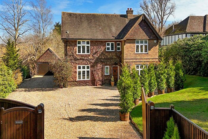 4 Bedroom Detached House For Sale In Alice Bright Lane, Crowborough, TN6