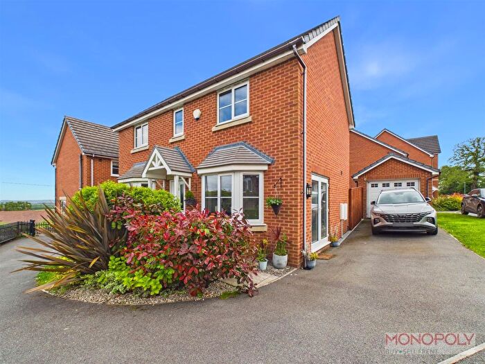 3 Bedroom Detached House For Sale In Penson Court, Summerhill, Wrexham, LL11