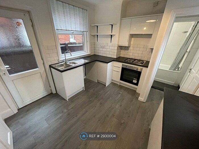 1 Bedroom Flat To Rent In Queens Road, Fareham, PO16