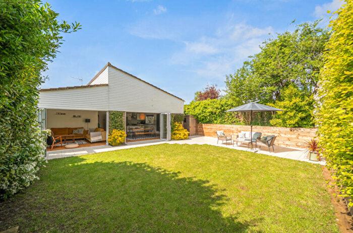 3 Bedroom Bungalow For Sale In Treble Close, Winchester, Hampshire, SO22
