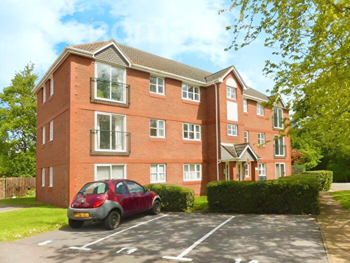 1 Bedroom Flat To Rent In Collingwood, Farnborough, GU14