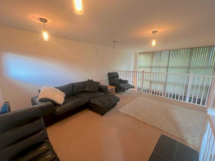 2 Bedroom Apartment To Rent In Windmill Road, Slough, SL1