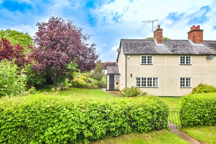 3 Bedroom Semi-Detached House For Sale In Newmans End, Matching Tye, Harlow, CM17