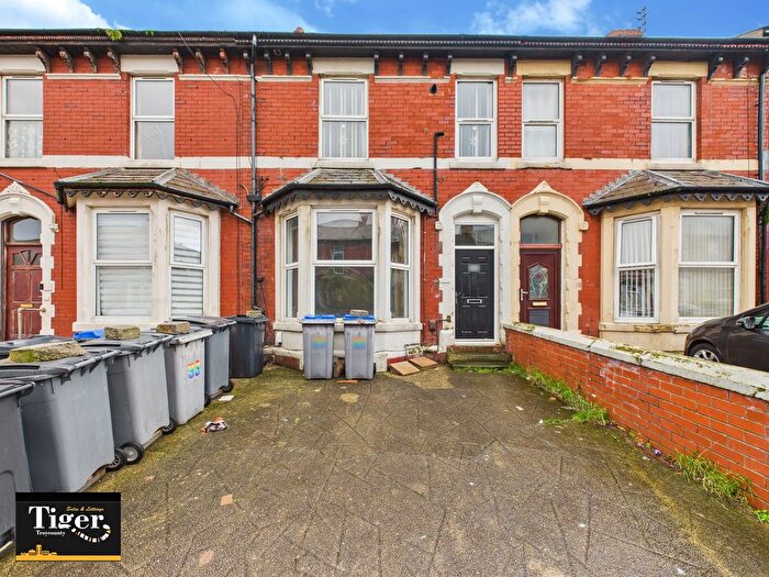 6 Bedroom Block Of Flats For Sale In Chesterfield Road, Blackpool, FY1