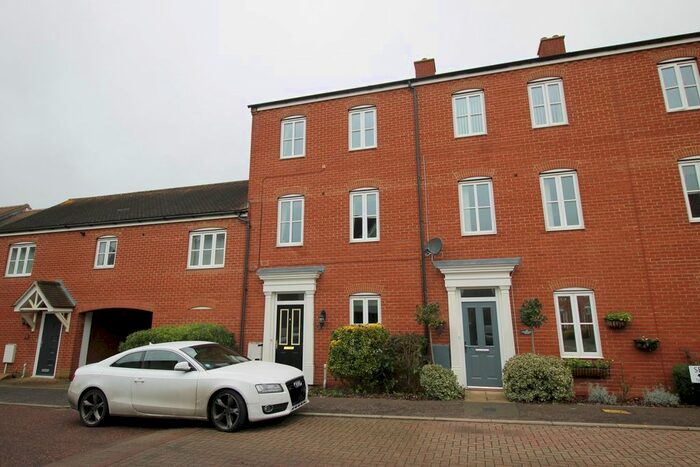 3 Bedroom Property To Rent In Springham Drive, Colchester, Essex, CO4